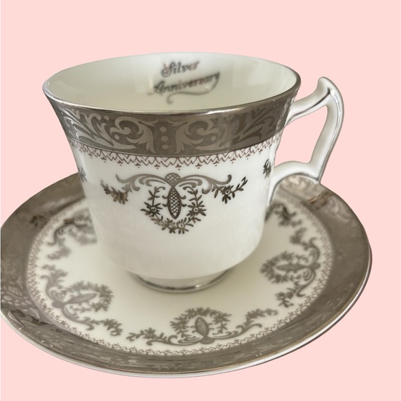 Royal Chelsea Silver Anniversary teacup and saucer - Picture 2 of 2